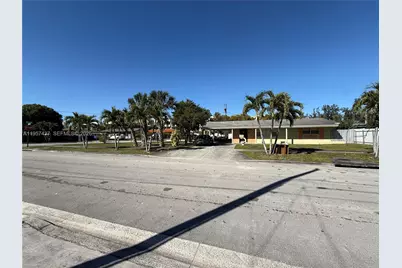 185 E 20th St, Hialeah, FL 33010 - Photo 1