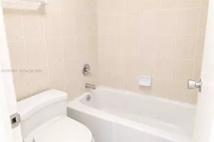 100 Lincoln Rd, Miami Beach, FL 33139 - Photo 12