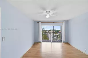 330 SE 2nd St, Hallandale Beach, FL 33009 - Photo 14