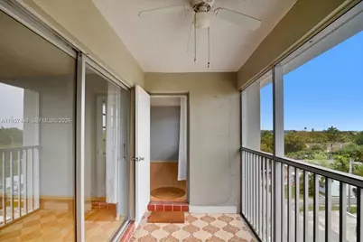 330 SE 2nd St #501G, Hallandale Beach, FL 33009 - Photo 34