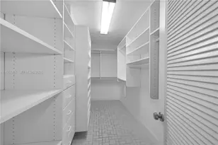 2 Grove Isle Dr, Miami, FL 33133 - Photo 24