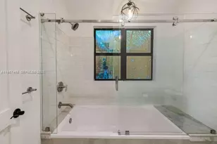 2330 Overbrook St, Coconut Grove, FL 33133 - Photo 52