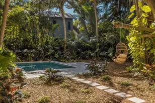 2330 Overbrook St, Coconut Grove, FL 33133 - Photo 34