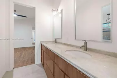 2330 Overbrook St, Coconut Grove, FL 33133 - Photo 50