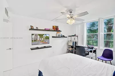 1400 Saint Charles Pl #204, Pembroke Pines, FL 33026 - Photo 30