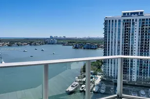 17301 Biscayne Blvd, North Miami Beach, FL 33160 - Photo 12