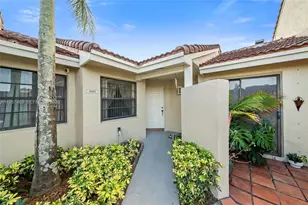 6442 NW 170th Terrace, Hialeah, FL 33015 - Photo 1