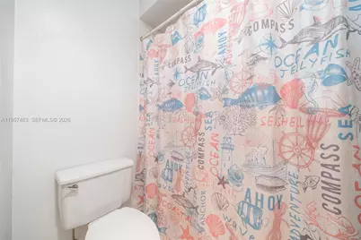 6442 NW 170th Ter, Hialeah, FL 33015 - Photo 14