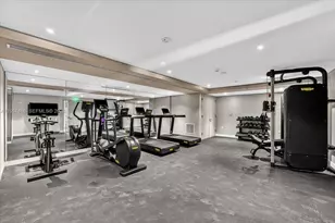 9201 E Bay Harbor, Bay Harbor Islands, FL 33154 - Photo 18