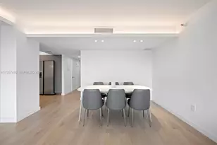 20505 E Country Club Dr, Aventura, FL 33180 - Photo 8