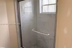 1091 SW 110th Terrace, Davie, FL 33324 - Photo 18