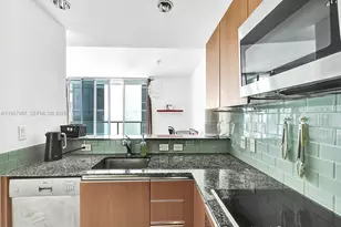 1050 Brickell Ave, Miami, FL 33131 - Photo 4