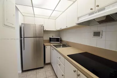 1000 West Ave #906, Miami Beach, FL 33139 - Photo 4