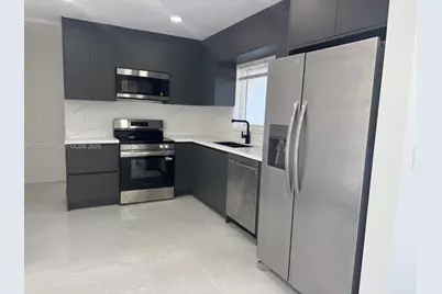 1110 S 14th Ave, Hollywood, FL 33020 - Photo 6