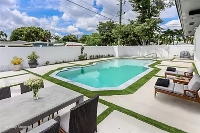 1110 S 14th Ave, Hollywood, FL 33020 - Photo 1