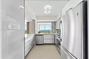 2655 Collins Ave, Miami Beach, FL 33140 - Photo 28