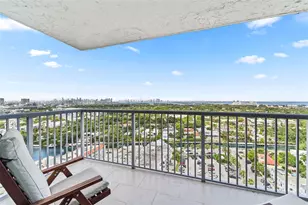2655 Collins Ave, Miami Beach, FL 33140 - Photo 14