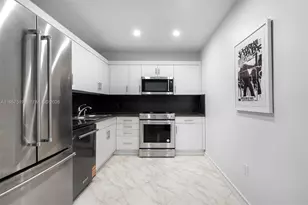 9 Island Ave, Miami Beach, FL 33139 - Photo 6