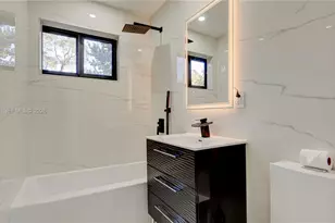 315 NE 160th Terrace, Miami, FL 33162 - Photo 28