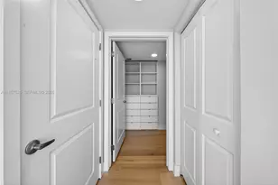 400 Sunny Isles Blvd, Sunny Isles Beach, FL 33160 - Photo 22