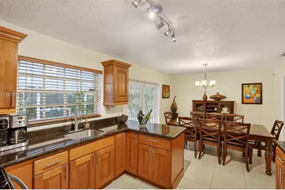 3427 NW 196th Ln, Miami Gardens, FL 33056 - Photo 12