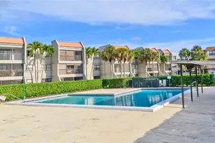 220 Lakeview Dr, Weston, FL 33326 - Photo 32