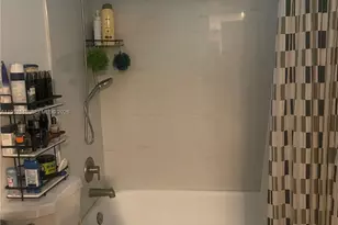 10525 SW 112th Ave, Miami, FL 33176 - Photo 8