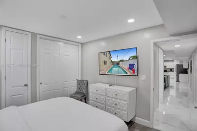 466 NE 8th Ave, Deerfield Beach, FL 33441 - Photo 32