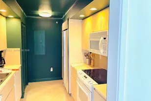 151 SE 15th Rd, Miami, FL 33129 - Photo 18