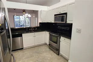 7400 S Aragon Blvd, Sunrise, FL 33313 - Photo 4