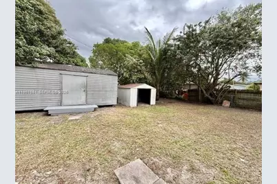 4333 SW 51st St, Dania Beach, FL 33314 - Photo 30