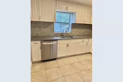 4333 SW 51st St, Dania Beach, FL 33314 - Photo 10