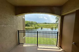 11600 SW 2nd St, Pembroke Pines, FL 33025 - Photo 2