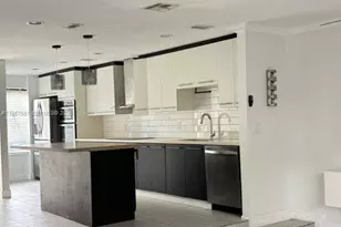 8191 NW 8th Manor, Plantation, FL 33324 - Photo 4