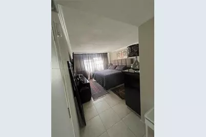 [Address not provided], Hallandale Beach, FL 33009 - Photo 12