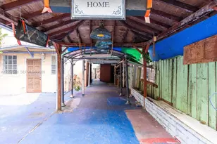 2345 SW 19th St, Miami, FL 33145 - Photo 20