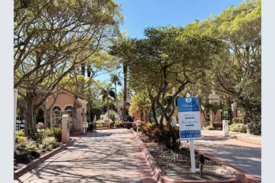 12136 Saint Andrews Pl #212, Miramar, FL 33025 - Photo 16