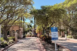 12136 St.Andrews Pl, Miramar, FL 33025 - Photo 16