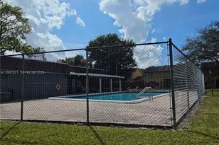 7085 W Sunrise Blvd, Plantation, FL 33313 - Photo 22