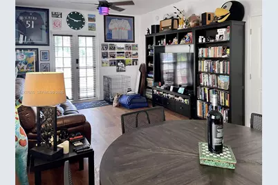 2463 Pine Tree Dr #4, Miami Beach, FL 33140 - Photo 14