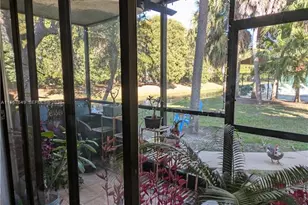 369 Lakeview Dr, Weston, FL 33326 - Photo 12