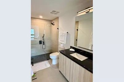 225 N Miami Ave #3406, Miami, FL 33128 - Photo 10