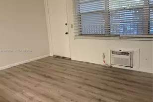 200 SW 132nd Way, Pembroke Pines, FL 33027 - Photo 2