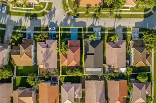 1378 SW 180th Ave, Pembroke Pines, FL 33029 - Photo 22