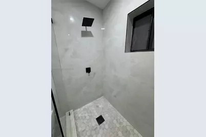 8901 NW 32nd Ave, Miami, FL 33147 - Photo 10