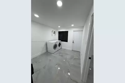 8901 NW 32nd Ave, Miami, FL 33147 - Photo 14