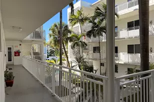 10001 W Bay Harbor Dr, Bay Harbor Islands, FL 33154 - Photo 22