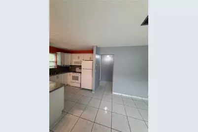 1301 N 12th Ct #4B, Hollywood, FL 33019 - Photo 18