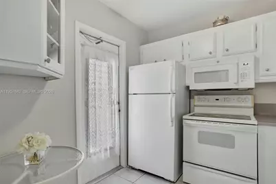 3501 NW 47th Ave #516, Lauderdale Lakes, FL 33319 - Photo 14