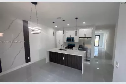 321-323 Urbana St, Lehigh Acres, FL 33972 - Photo 2